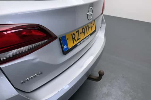 Opel Astra Sports Tourer (2018) thumbnail 32