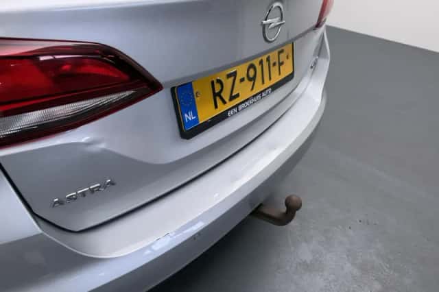 Opel Astra Sports Tourer (2018) thumbnail 34