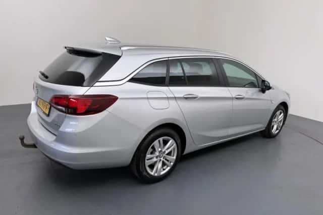 Opel Astra Sports Tourer (2018) thumbnail 35