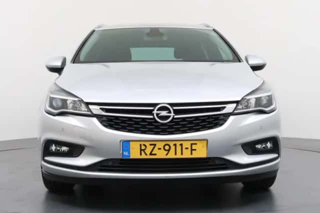 Opel Astra Sports Tourer (2018) thumbnail 5