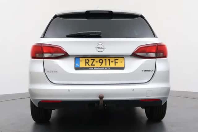 Opel Astra Sports Tourer (2018) thumbnail 6