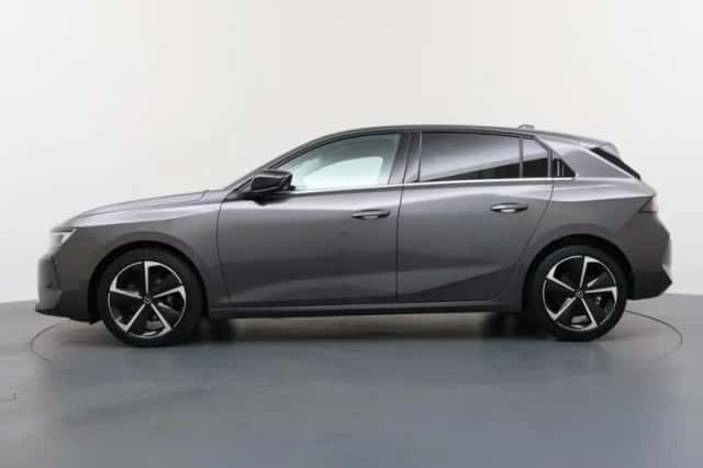 Opel Astra (2022) thumbnail 13