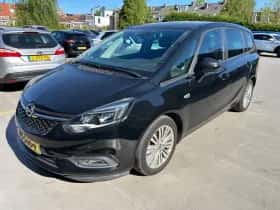 Opel Zafira (2017) thumbnail 1