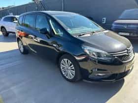 Opel Zafira (2017) thumbnail 2