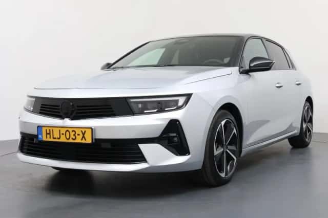 Opel Astra (2025) thumbnail 1