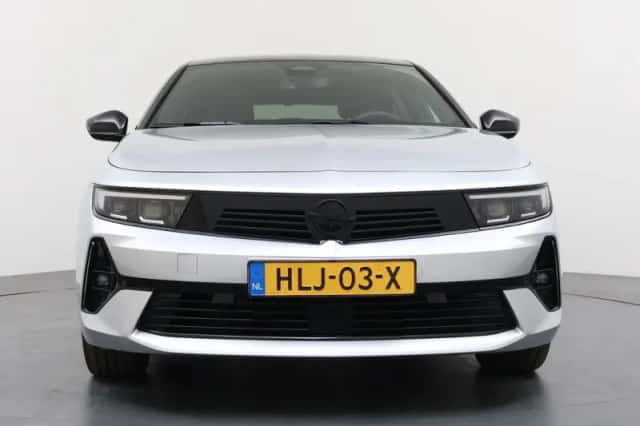 Opel Astra (2025) thumbnail 5