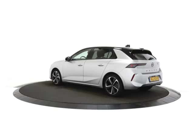 Opel Astra (2025) thumbnail 6