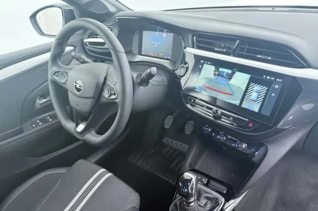 Opel Corsa (2025) thumbnail 3