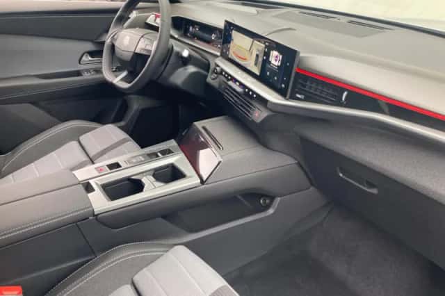 Opel Grandland (2025) thumbnail 8