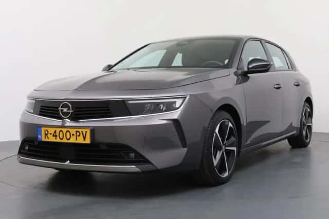 Opel Astra (2022) thumbnail 1