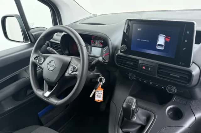 Opel Combo (2021) thumbnail 3