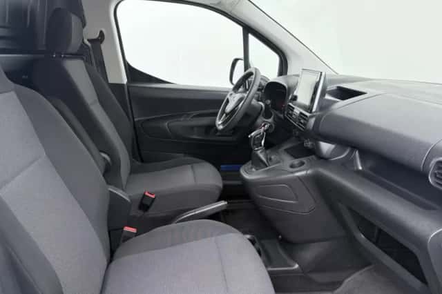 Opel Combo (2021) thumbnail 4