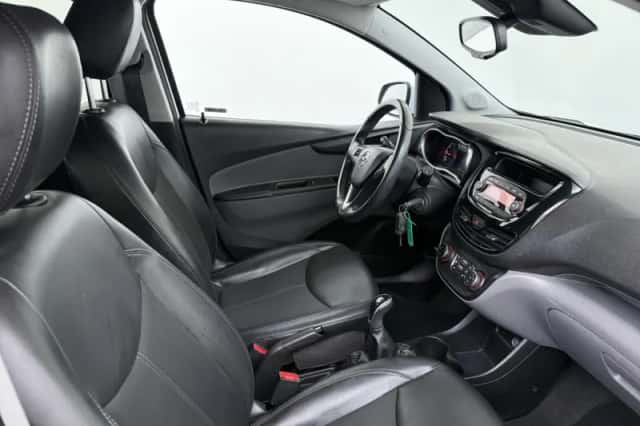 Opel Karl (2016) thumbnail 4