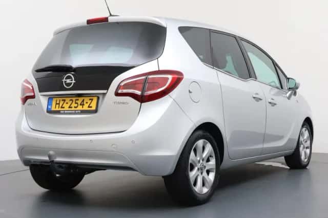 Opel Meriva (2016) thumbnail 2