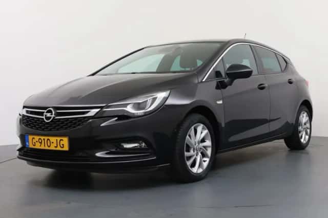 Opel Astra (2019) thumbnail 1