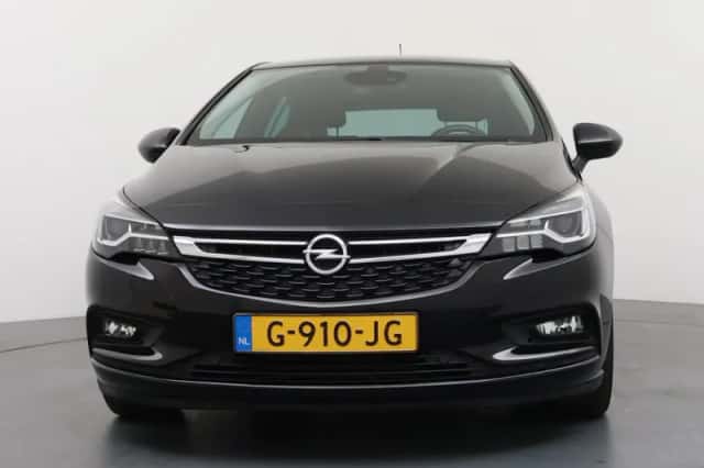 Opel Astra (2019) thumbnail 5