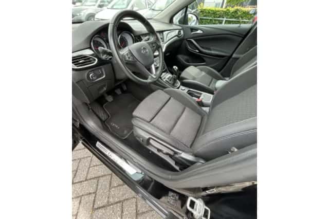 Opel Astra (2019) thumbnail 6