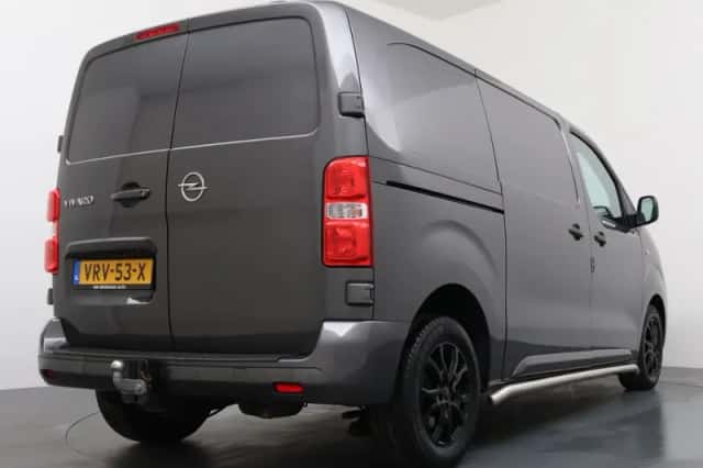 Opel Vivaro (2022) thumbnail 2