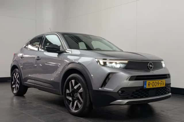 Opel Mokka-e (2022) thumbnail 3