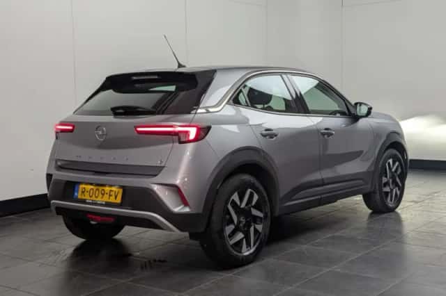 Opel Mokka-e (2022) thumbnail 4