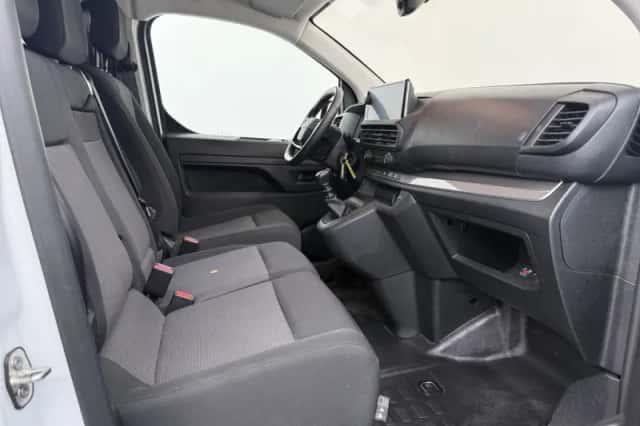 Opel Vivaro (2024) thumbnail 4
