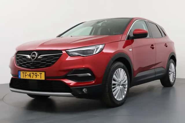 Opel Grandland X (2018) thumbnail 1