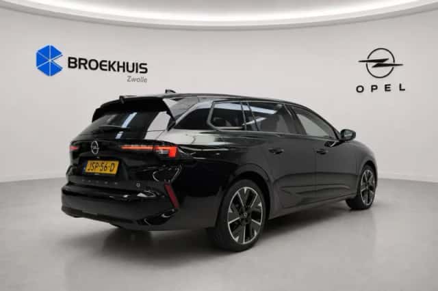 Opel Astra (2025) thumbnail 2