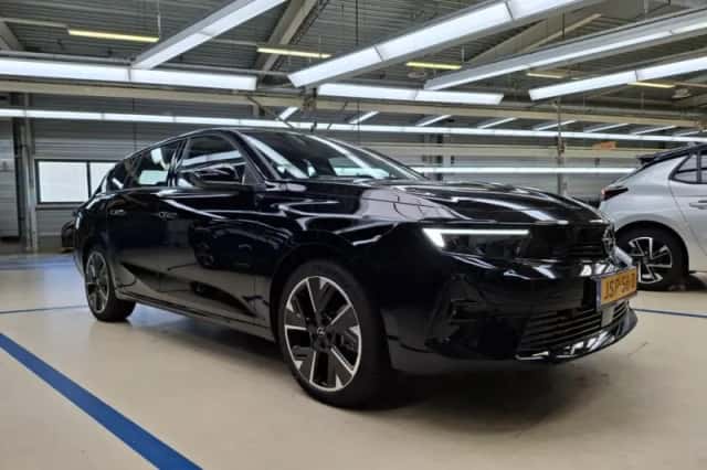 Opel Astra (2025) thumbnail 2