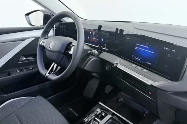Opel Astra (2025) thumbnail 3
