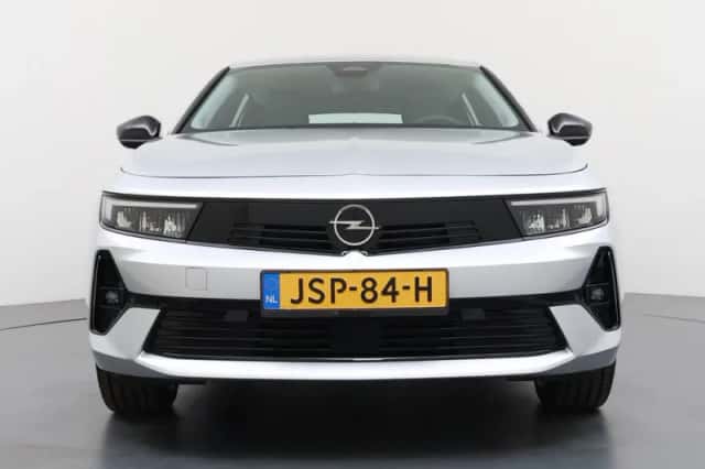 Opel Astra (2025) thumbnail 5