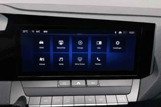 Opel Astra (2025) thumbnail 6