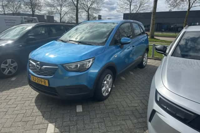 Opel Crossland X (2019) thumbnail 1