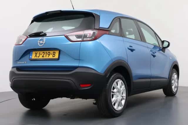 Opel Crossland X (2019) thumbnail 2