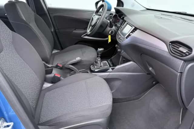 Opel Crossland X (2019) thumbnail 4