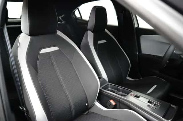 Opel Mokka-e (2025) thumbnail 6