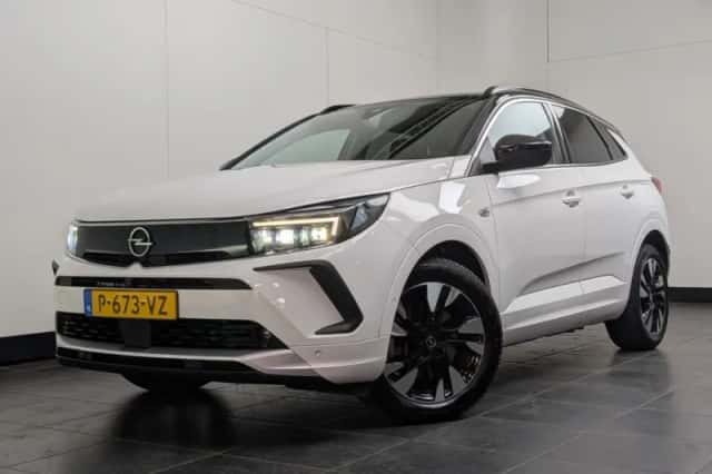 Opel Grandland (2022) thumbnail 1