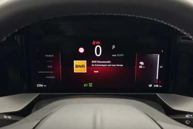 Opel Mokka-e (2025) thumbnail 6