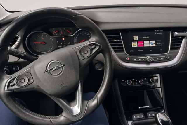 Opel Grandland X (2018) thumbnail 3