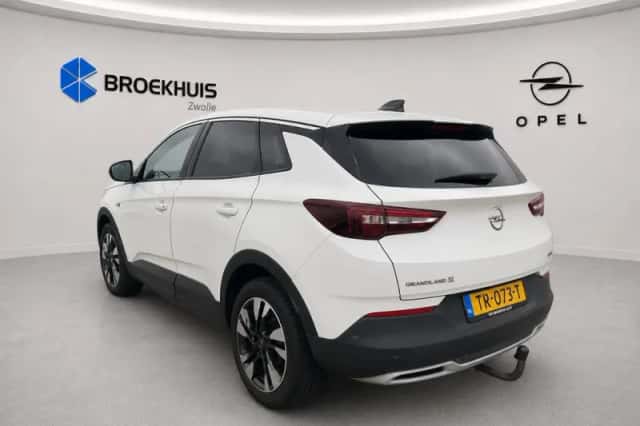 Opel Grandland X (2018) thumbnail 5