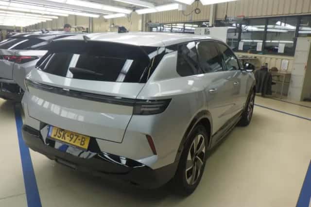 Opel Grandland (2025) thumbnail 3