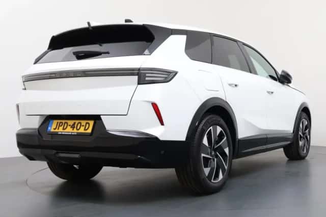 Opel Grandland (2025) thumbnail 2