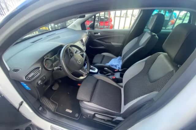 Opel Crossland X (2019) thumbnail 5