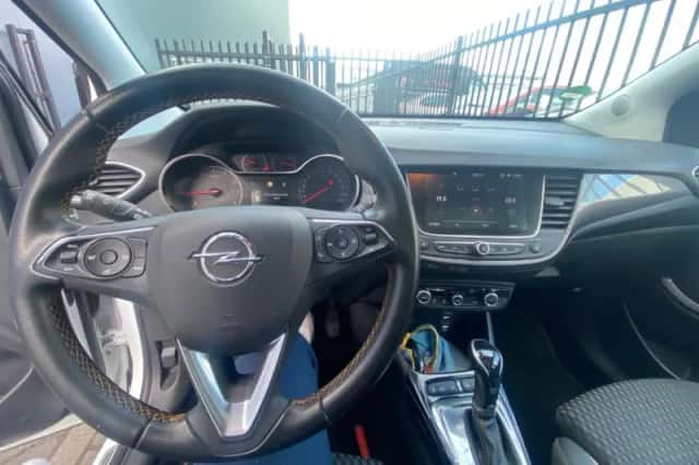 Opel Crossland X (2019) thumbnail 6