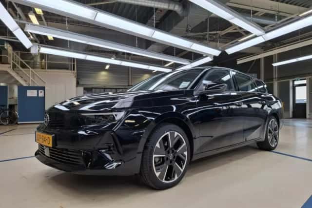 Opel Astra (2025) thumbnail 1