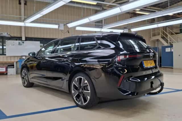Opel Astra (2025) thumbnail 2