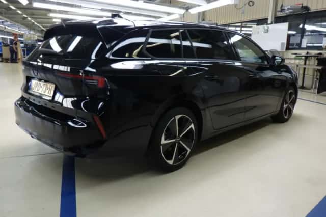 Opel Astra Sports Tourer (2025) thumbnail 3