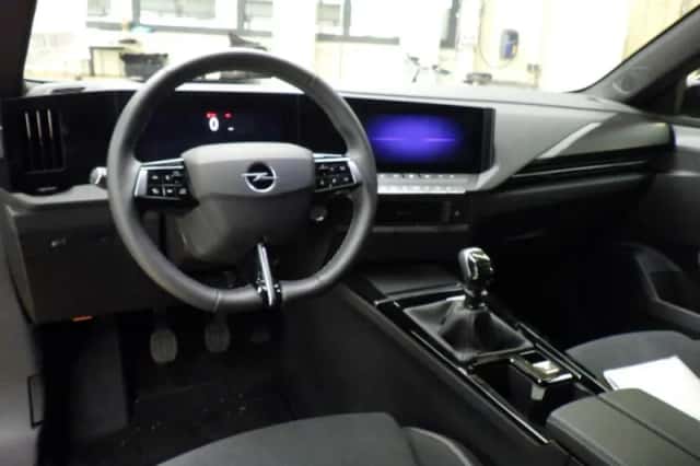 Opel Astra Sports Tourer (2025) thumbnail 5