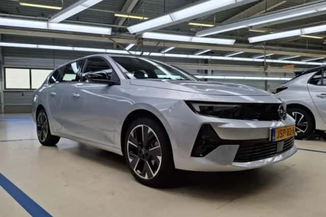 Opel Astra (2025) thumbnail 2