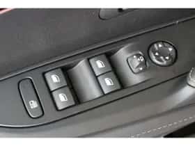 Peugeot 208 (2024) thumbnail 18