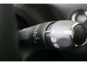 Peugeot 208 (2024) thumbnail 31